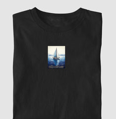 Barco à Vela Minimalista